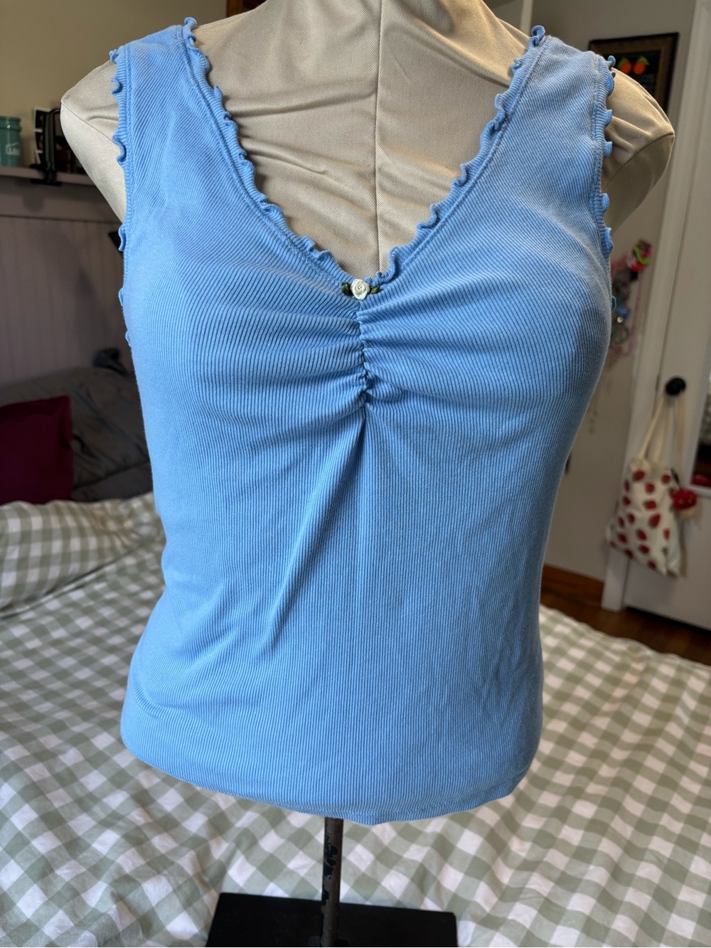 Old Navy Light Blue Ribbed V-Neck Tank with Ruching